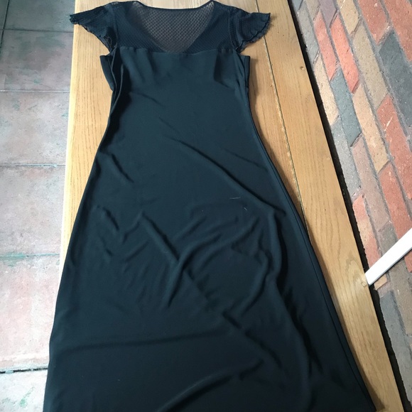 Black lace top cocktail dress - Picture 3 of 7